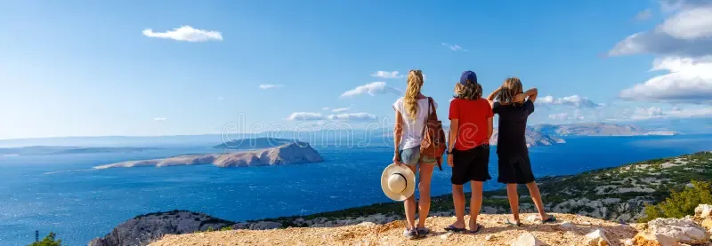 family-vacation-travel-destination-tour-tourism-europa-croatia-adriatic-sea-447205331